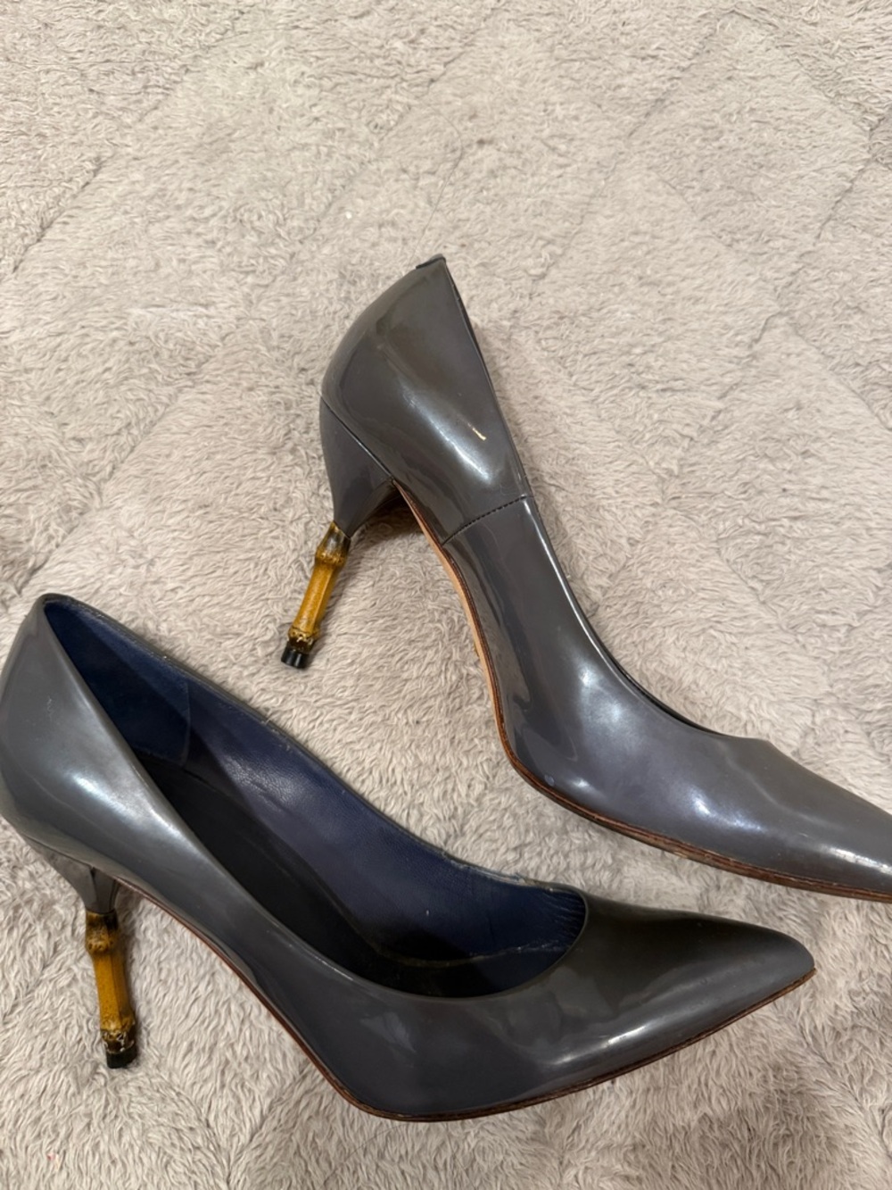 Gucci Bamboo Heel Patent Pumps - Picture 9 of 9